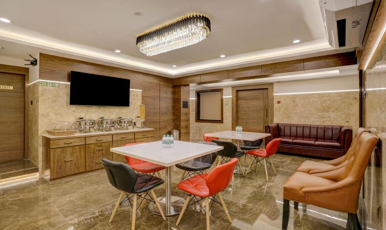 Treebo Castle Rock Inn Mumbai Dış mekan fotoğraf